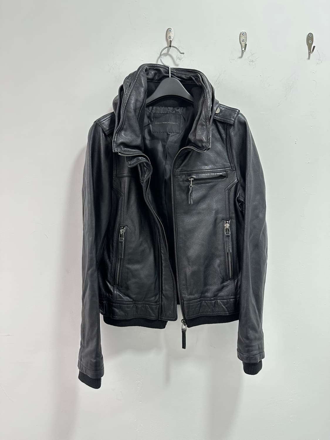 DEMOO lamb skin high neck leather bomber 상품이미지10