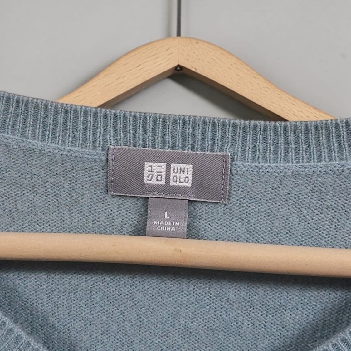 Uniqlo 유니클로 캐시미어100 브이넥 니트 민트 L사이즈 상품이미지3