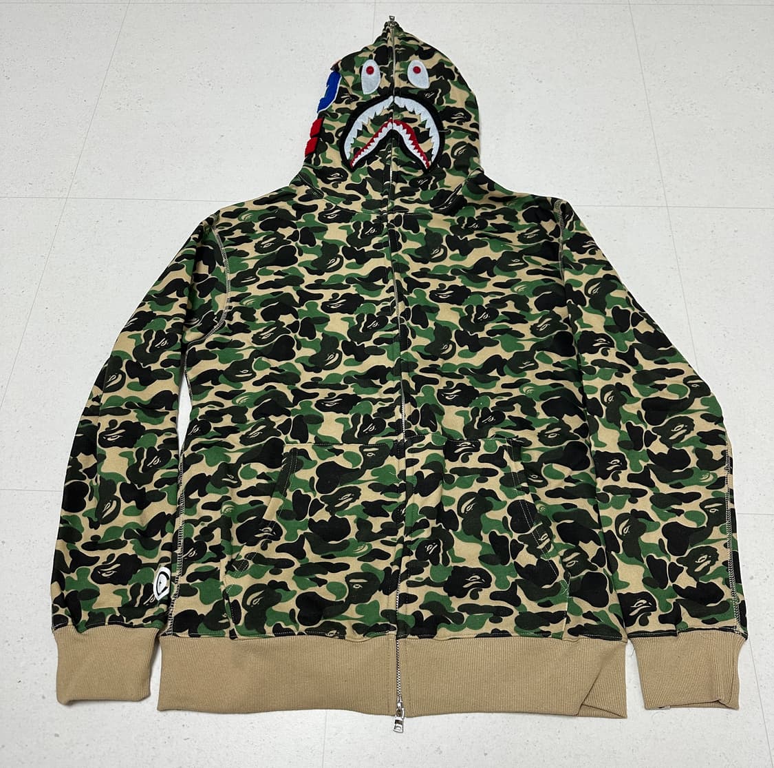 베이프 샤크후드 XL 상품이미지1