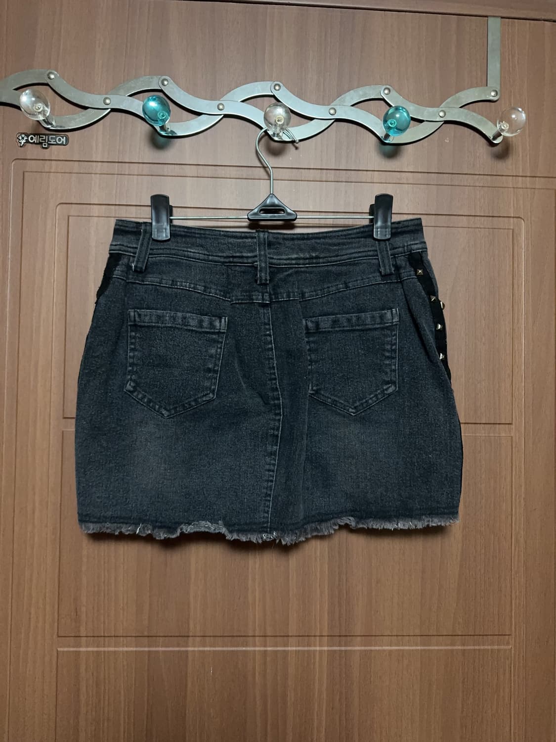 공겜여주 오네갸루 일본 빈티지 펑크 스터드 데미지 블랙 데님 미니스커트 상품이미지3