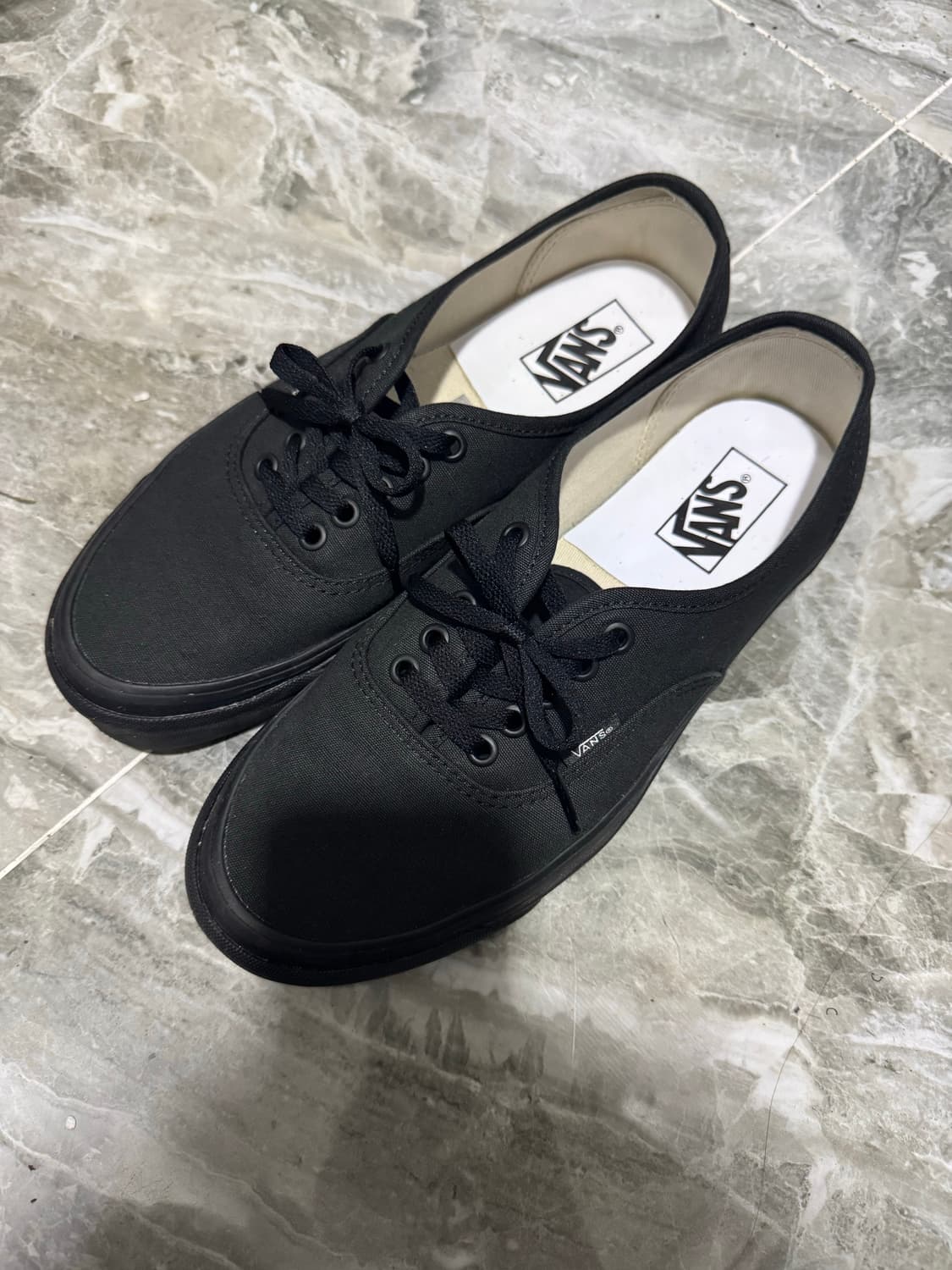 반스 애너하임 어센틱 270사이즈 판매합니다 상품이미지1