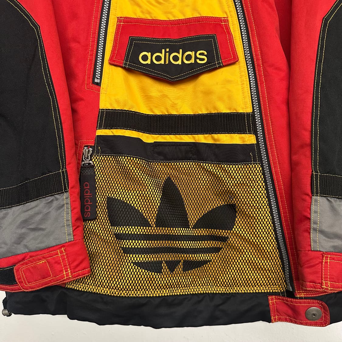 90‘s 아디다스 스키 테크 점퍼 상품이미지3