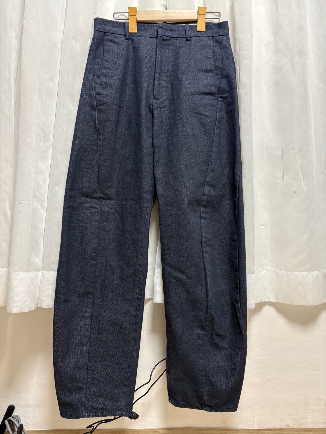 Intempomood. Curved denim pants 상품이미지1