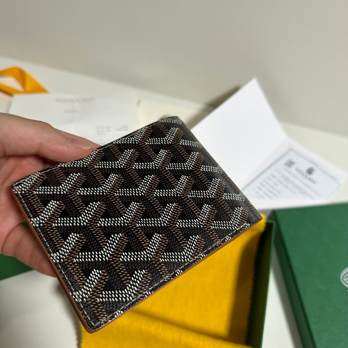 [당일출고] 새상품급 고야드 빅투아르 반지갑 상품이미지2