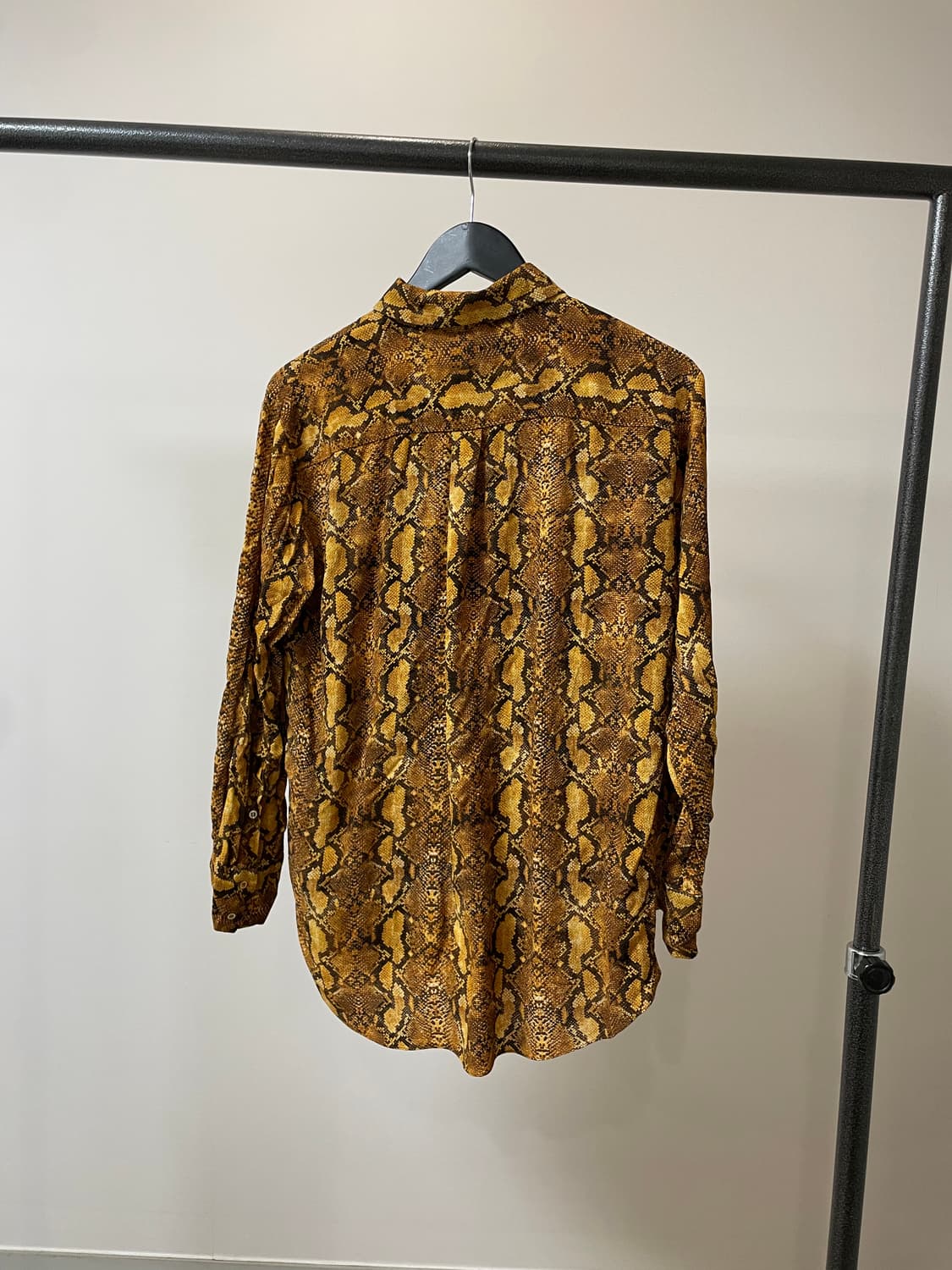 (M) Zara 자라 파이톤 뱀피 긴팔 셔츠 상품이미지3