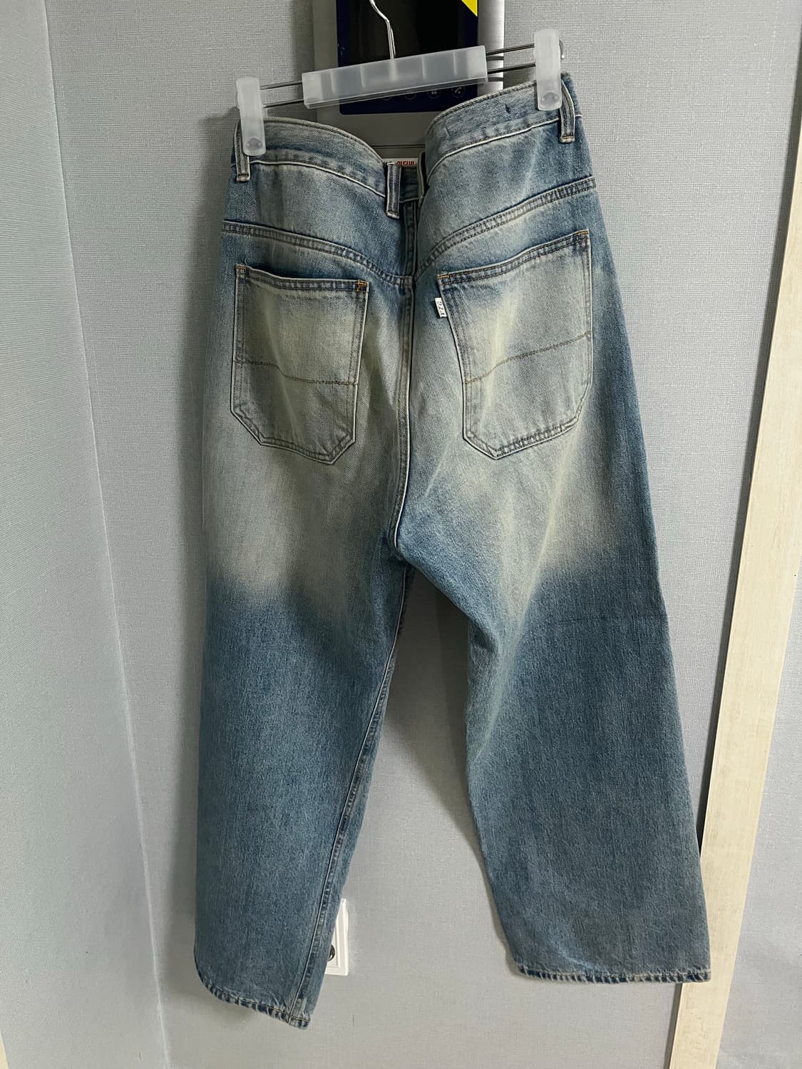 해칭룸 Kuroki Regular Jeans washed blue 상품이미지4