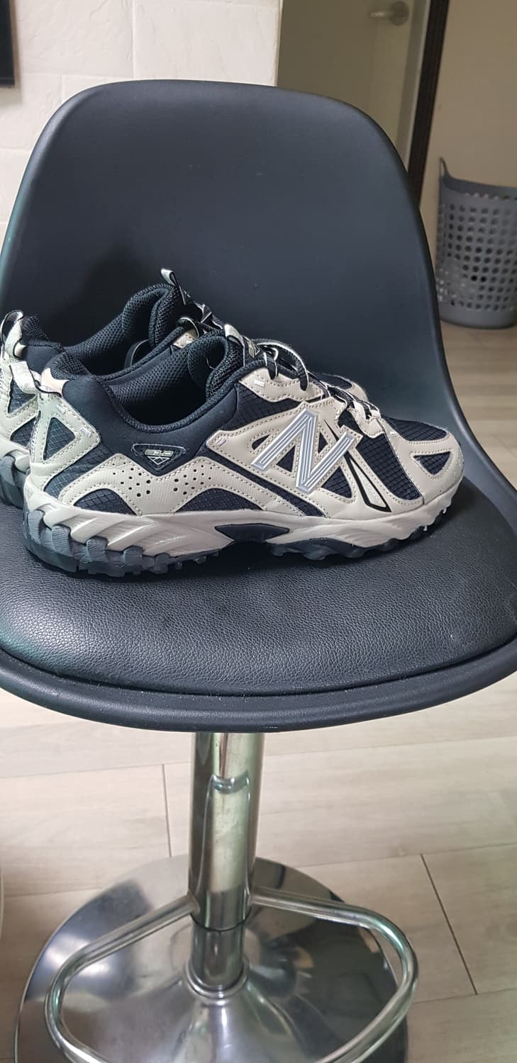 뉴발란스 240 상품이미지2