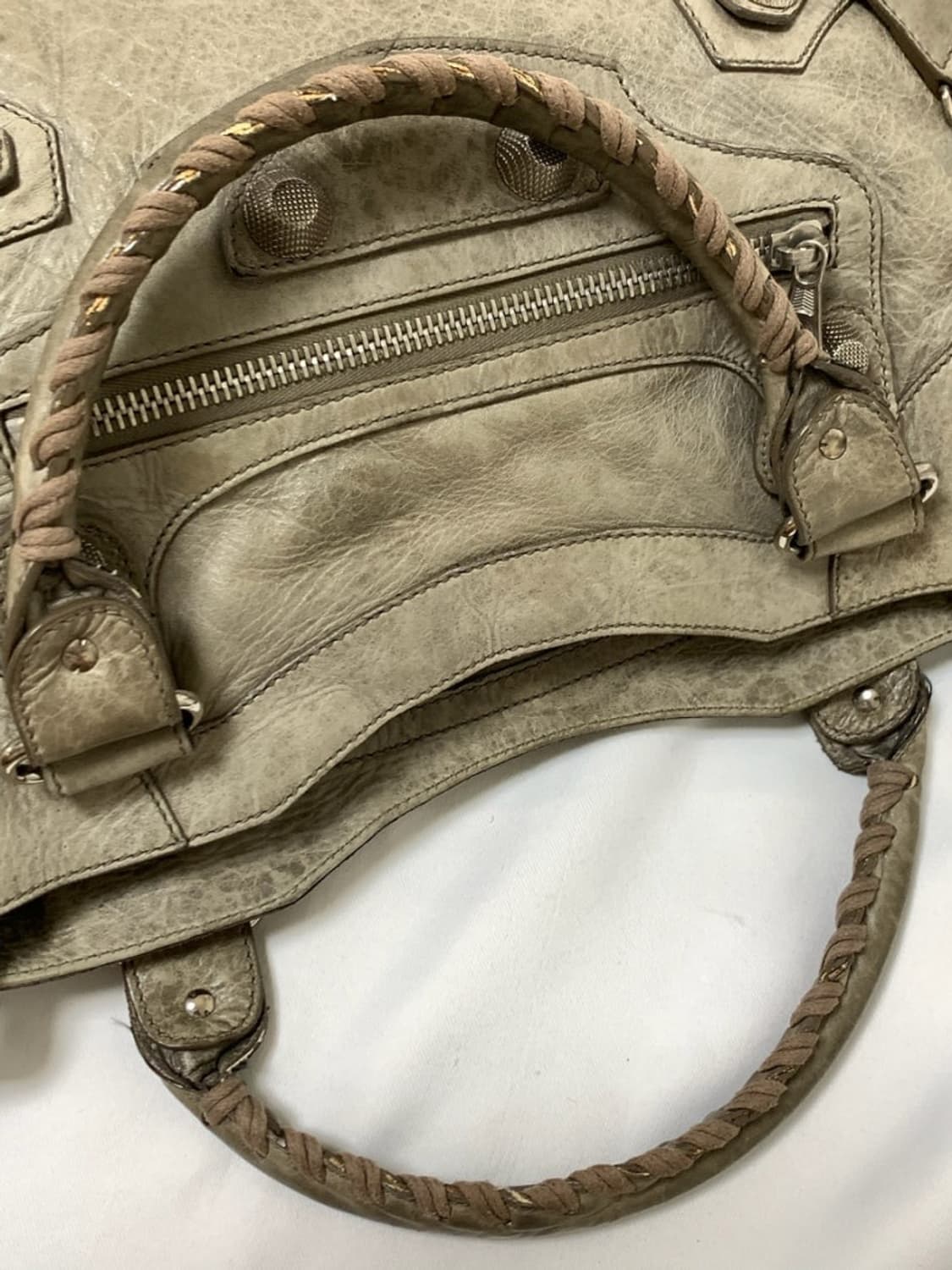 발렌시아가 모터백 카키그레이 상품이미지5