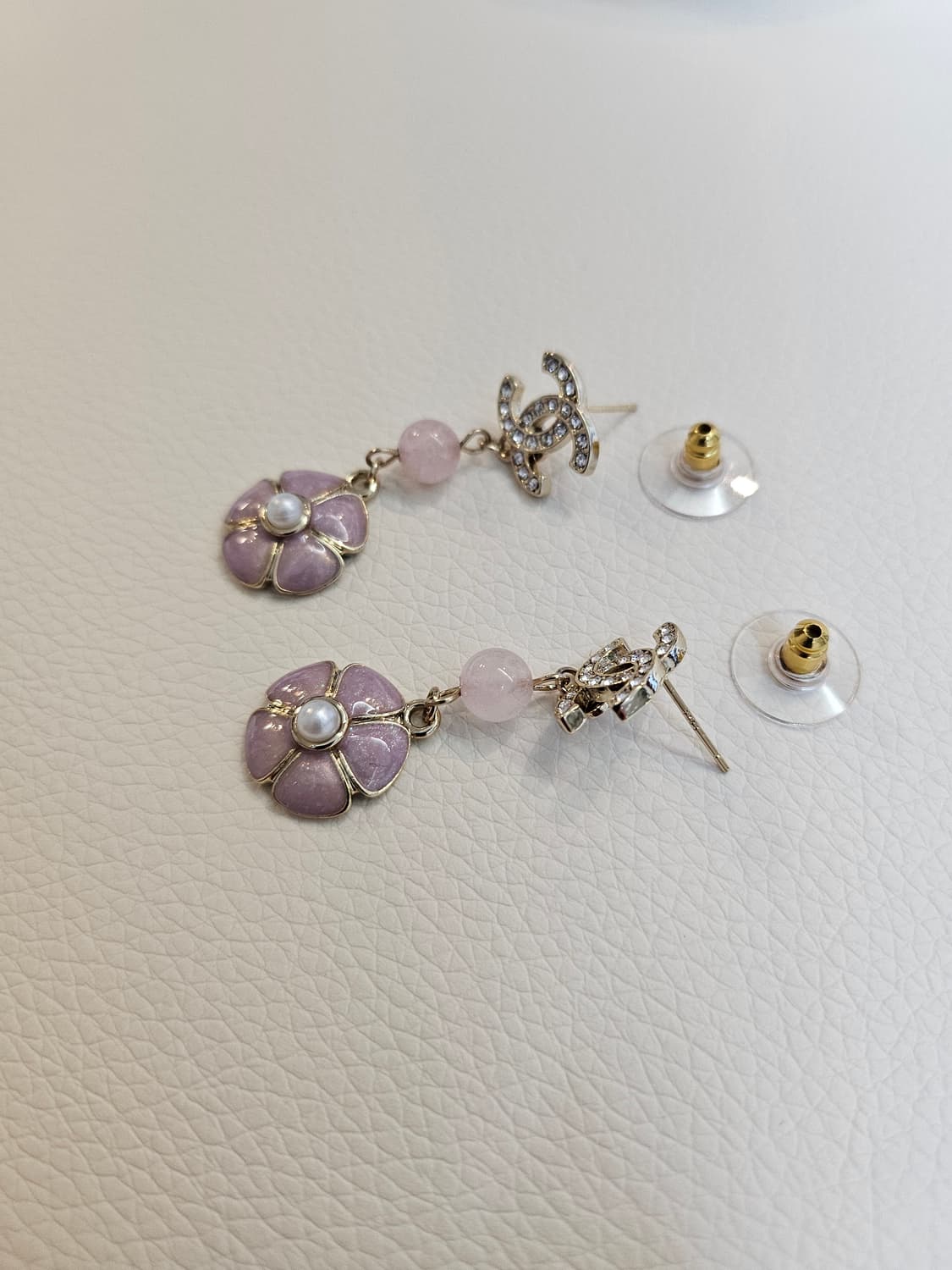 샤넬 핑크플라워 큐빅CC 드롭귀걸이  업사이클링 상품이미지5