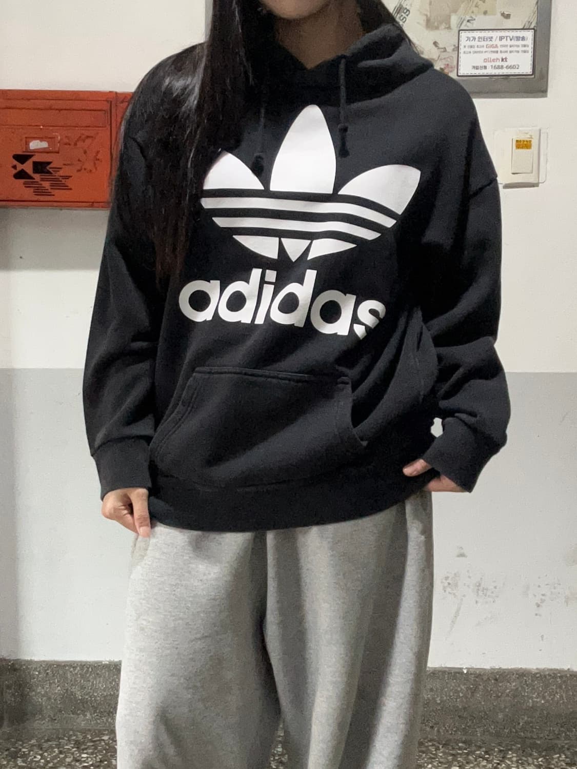 00s ADIDAS 파이어버드 빅로고 블랙후디 상품이미지2