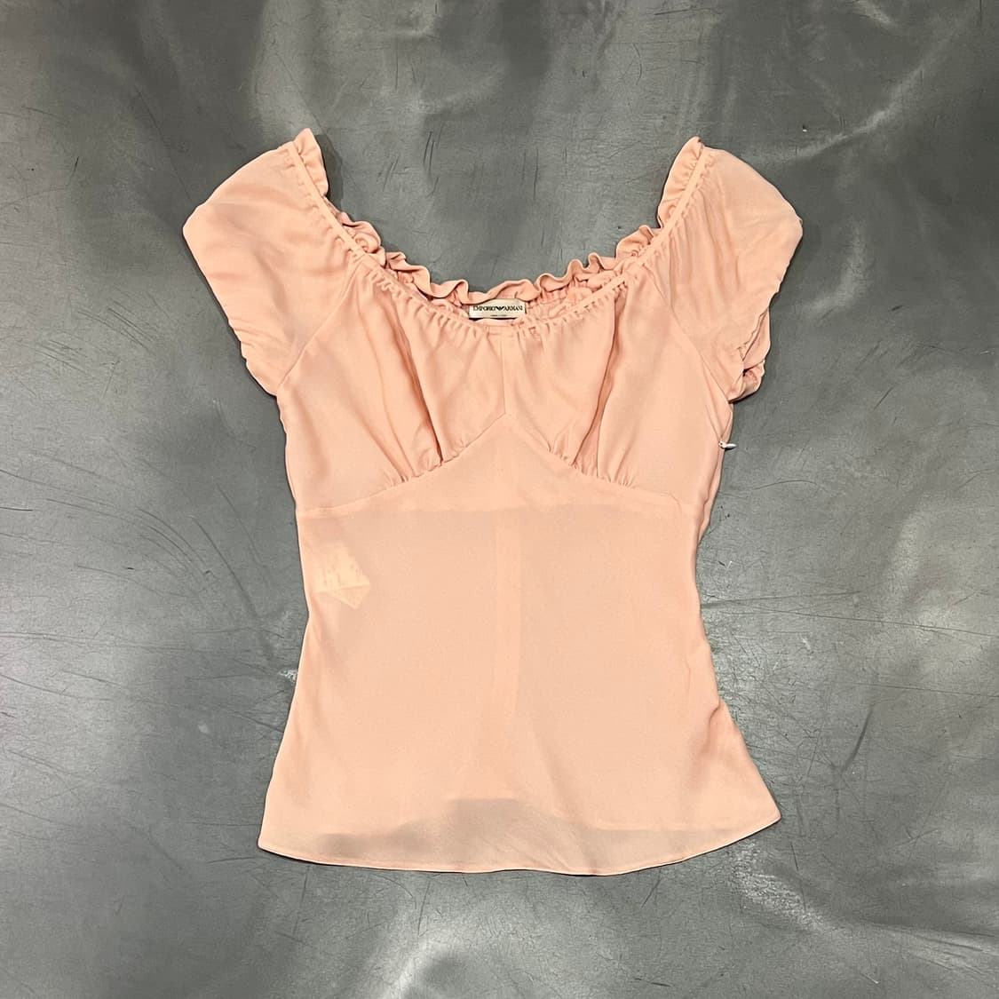  엠포리오 아르마니 셔링 하프 블라우스 y16194 상품이미지1