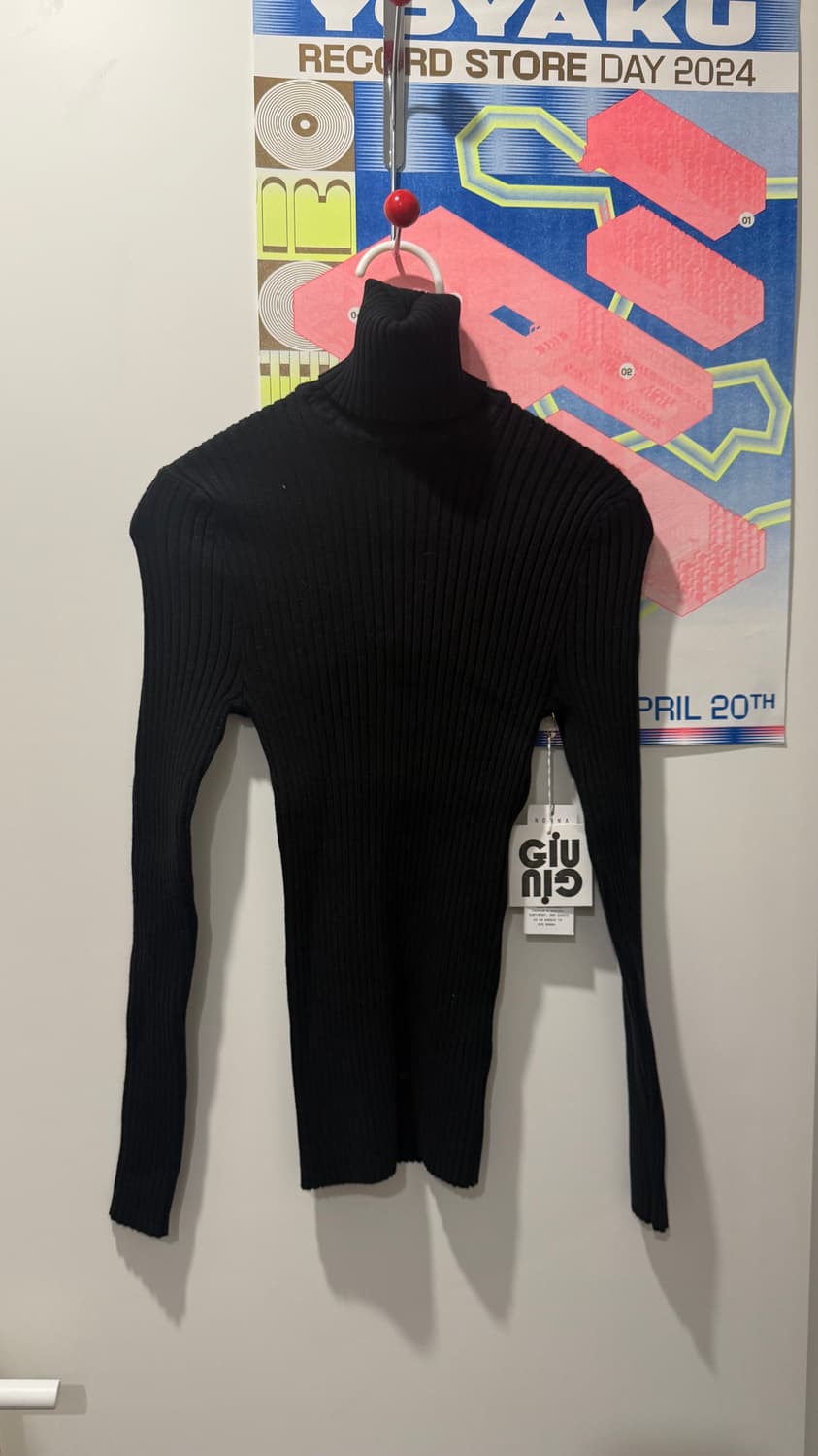 GIUGIU Nonna Turtleneck black 상품이미지3