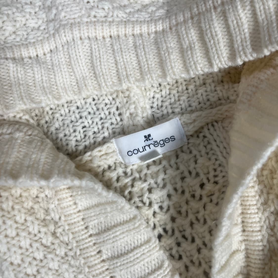 [Courreges] 꾸레쥬 더플버튼 케이블 니트 가디건 상품이미지4