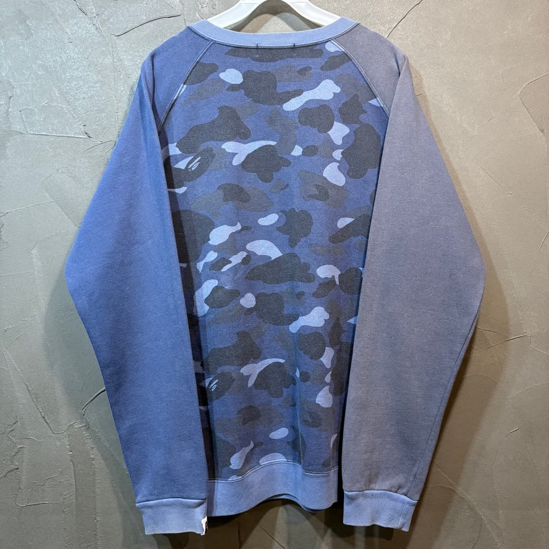 [L] BAPE 베이프 카모 플라쥬 스웻 셔츠 상품이미지4