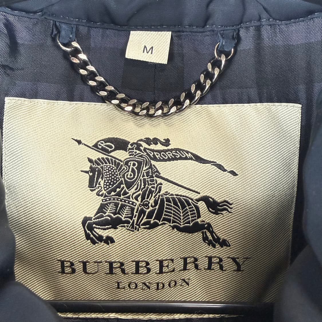 L) 버버리 런던 나일론 숏 트렌치 코트 네이비 상품이미지3