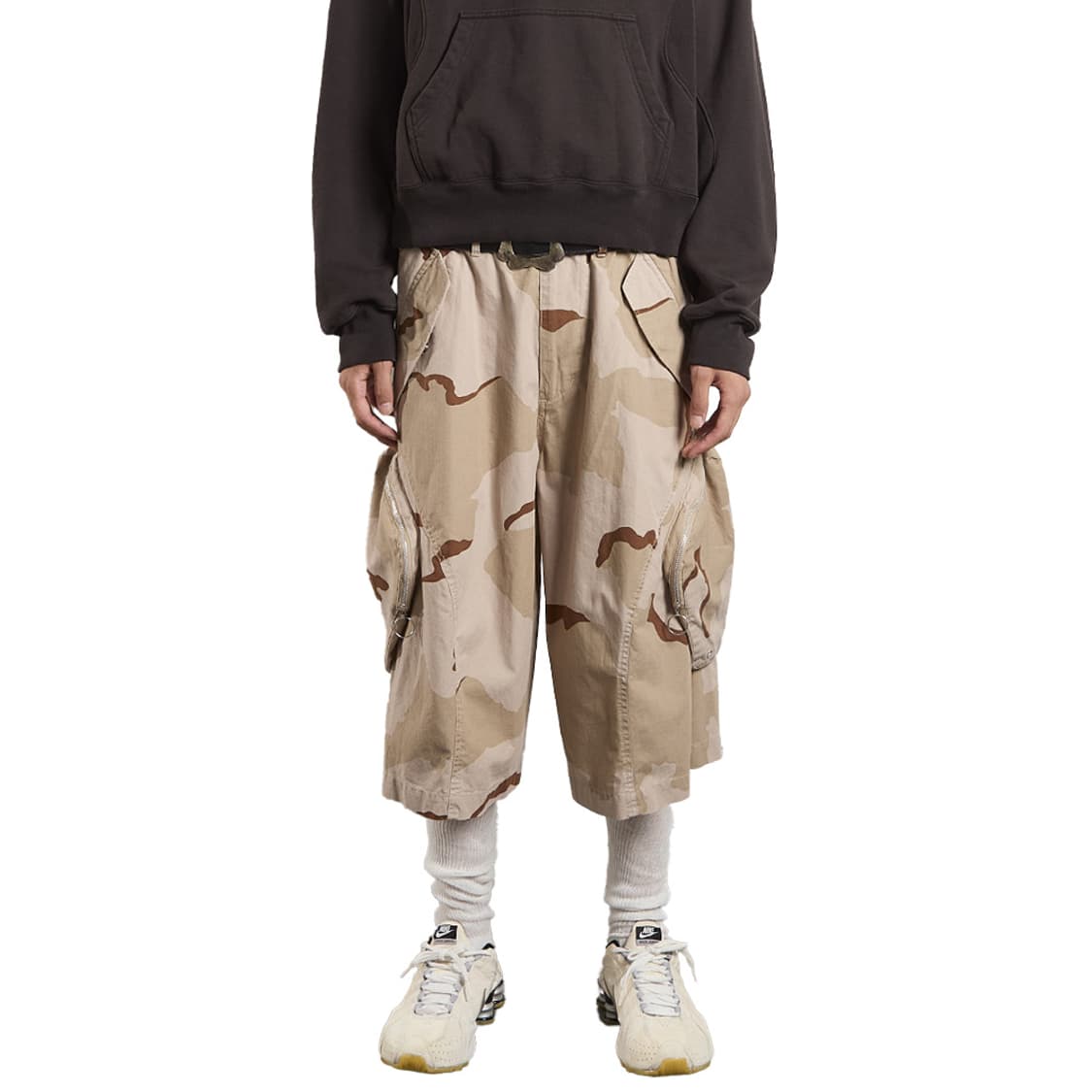 (새상품) 네버포겟 3D 트위스트 카고 쇼츠 데저트 상품이미지1