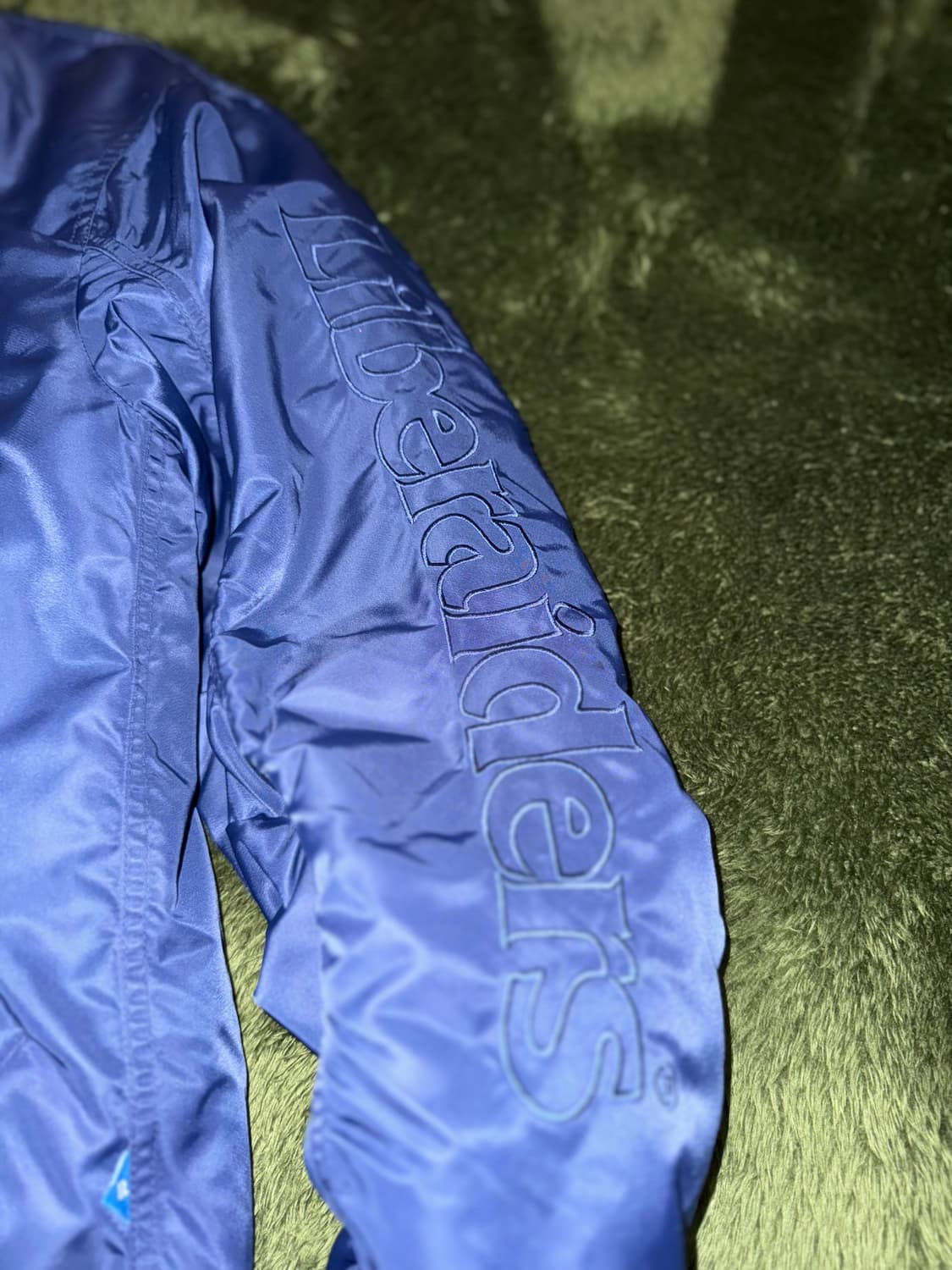 [L] Liberaiders 리버레이더스 디클라인 자수 로고 봄버 자켓 상품이미지6