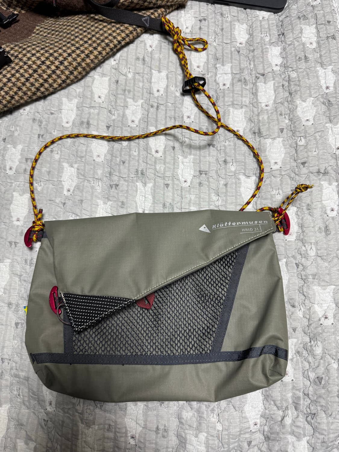 클라터뮤젠 샤코슈 크로스백 상품이미지2