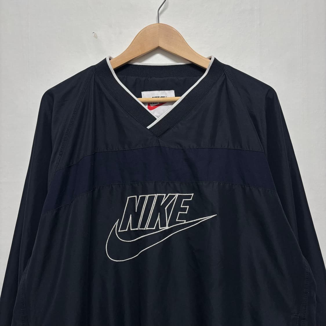 나이키 블랙 올드스쿨 스우시 웜업 상품이미지2