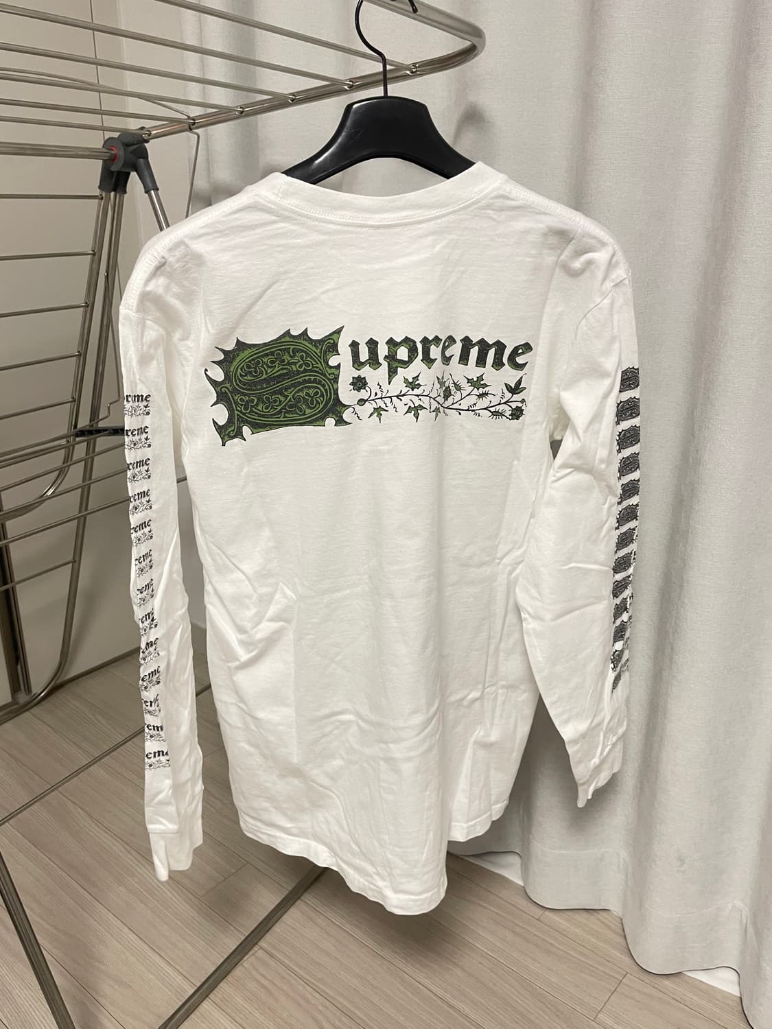 [L] 슈프림 세인트 세바스찬 롱슬리브 티셔츠 화이트 상품이미지3