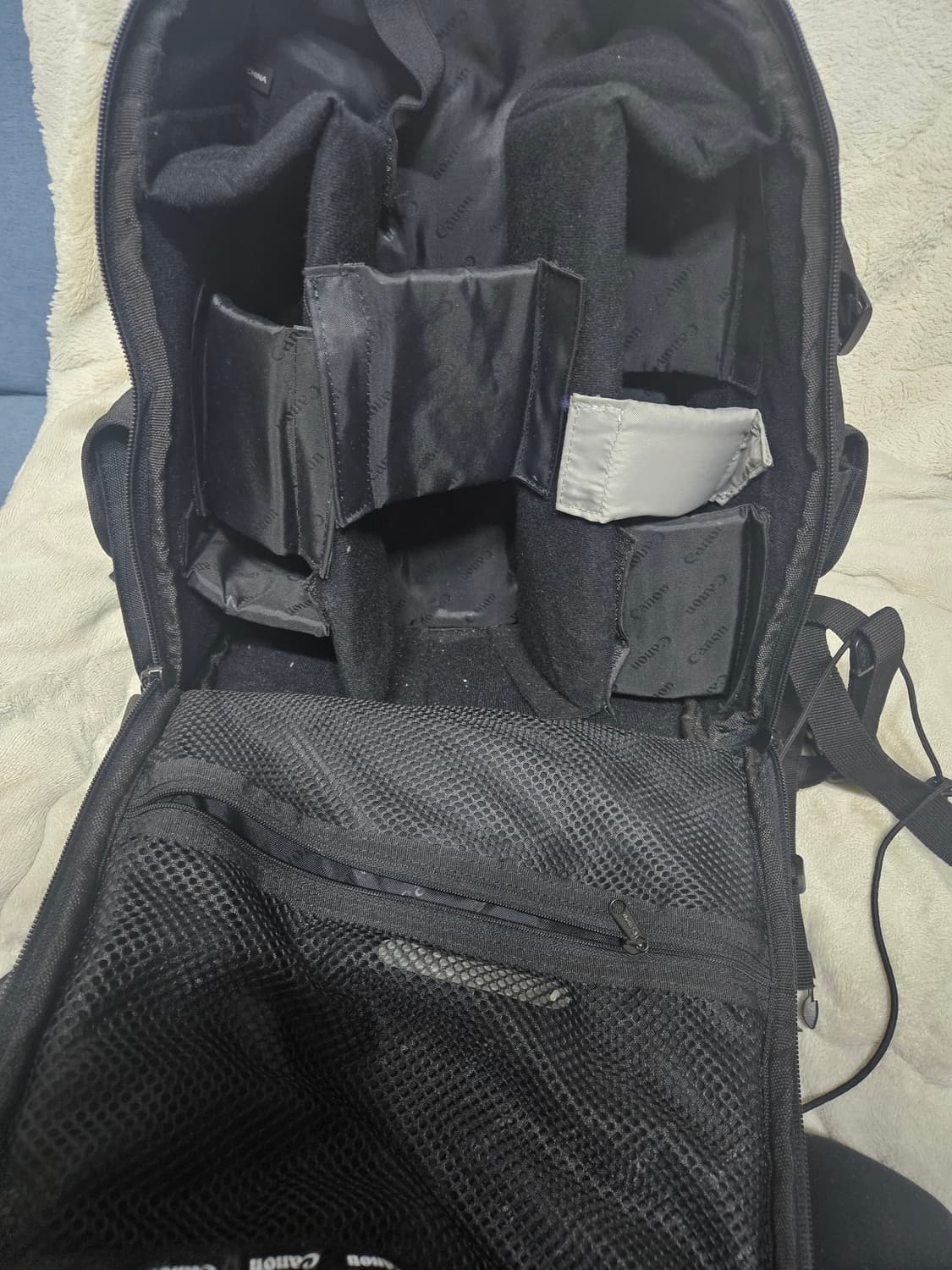 캐논 카메라 백팩 블랙/카키 상품이미지5