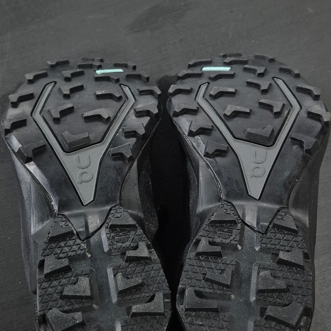 온러닝 X 포스트아카이브팩션 클라우드벤처 피크 225사이즈 상품이미지5