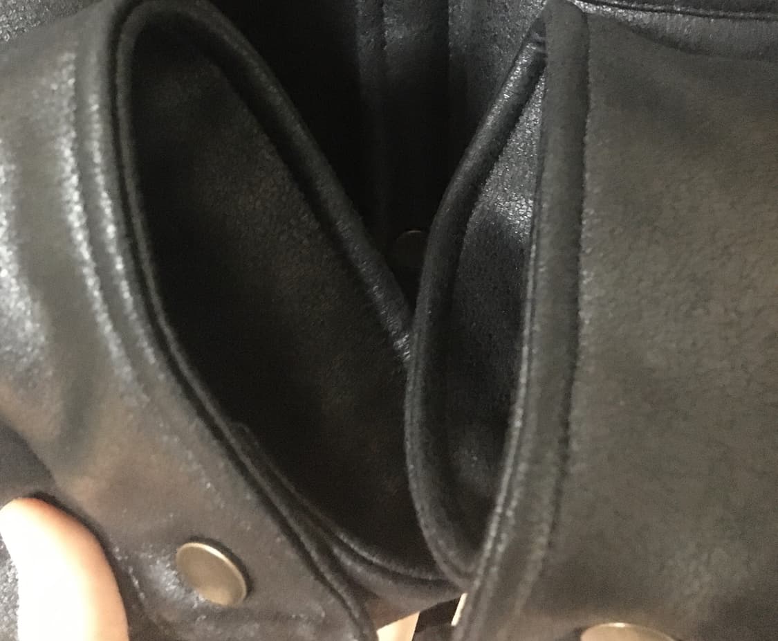 자라 가죽자켓 블랙 판매합니다 상품이미지4