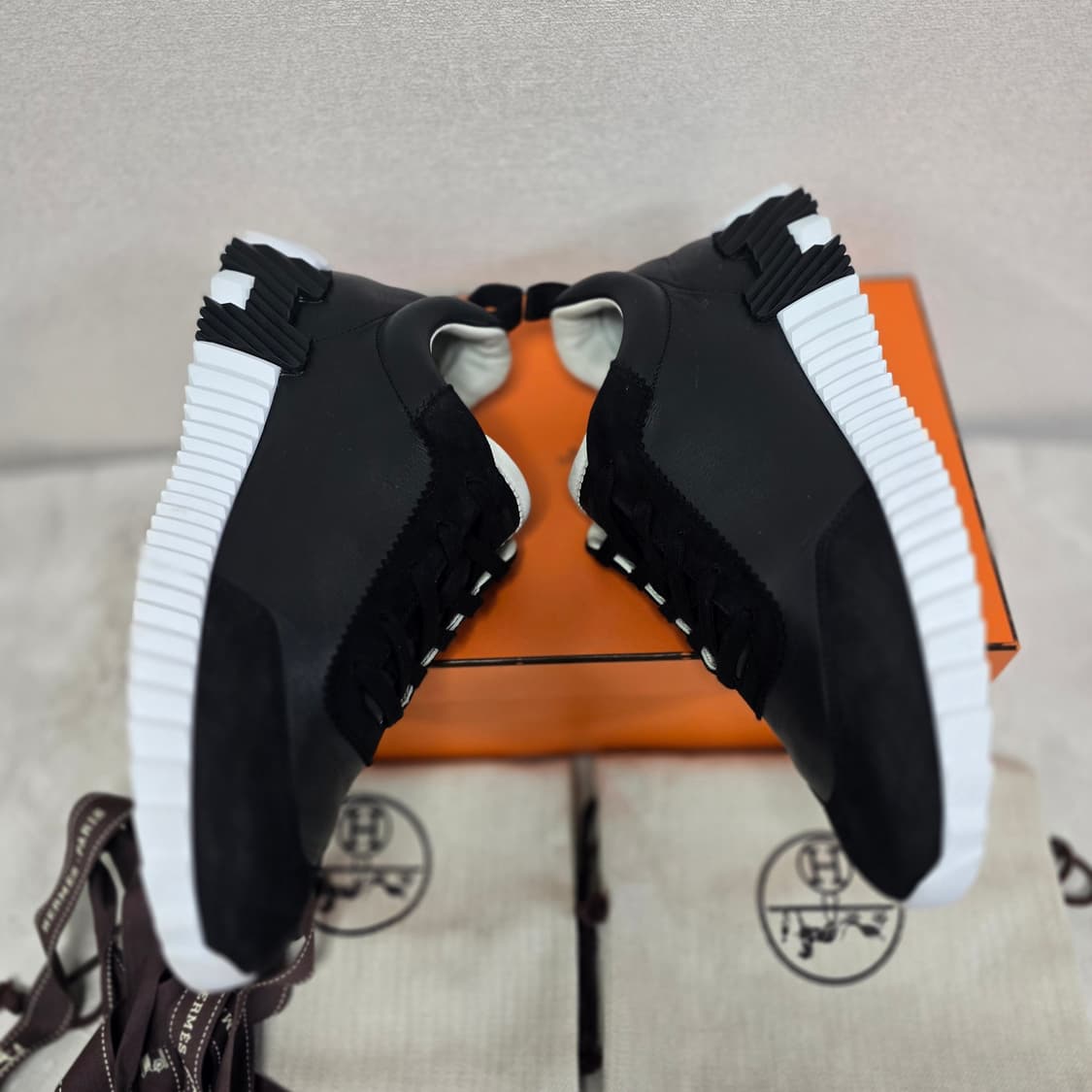 에르메스 바운싱 스니커즈 신발 43사이즈 판매 상품이미지4