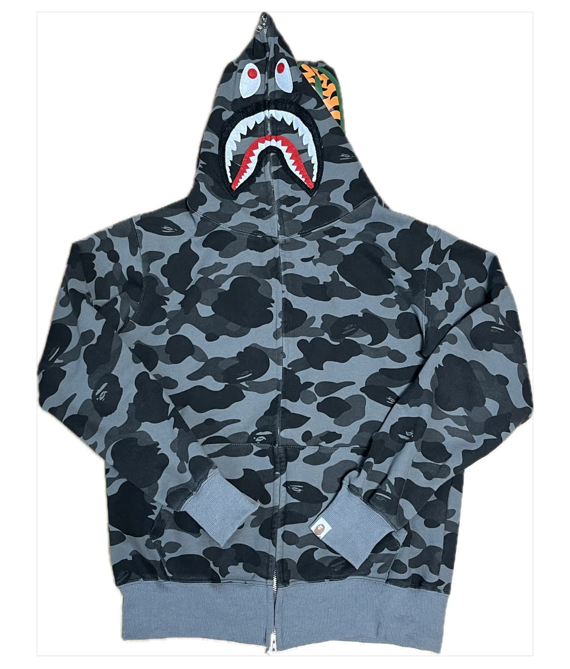 베이프 흑계 샤크 후드집업 상품이미지1