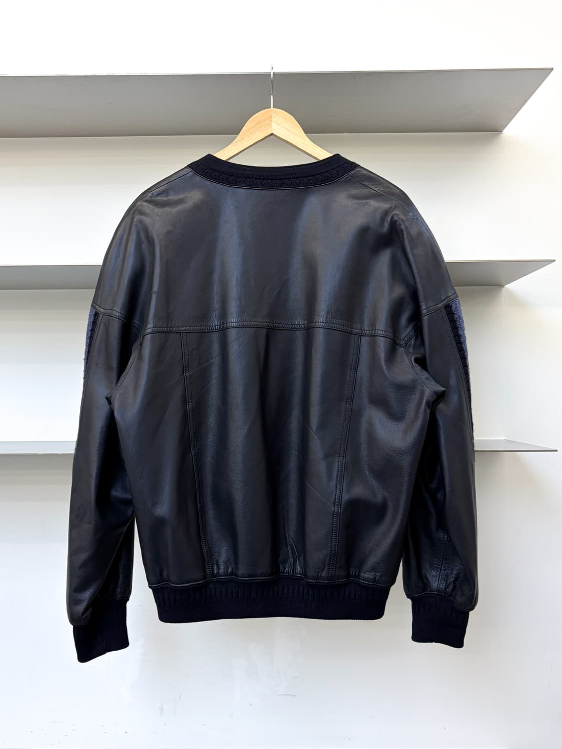 Torras 메이드인스페인 레더 가디건 상품이미지3