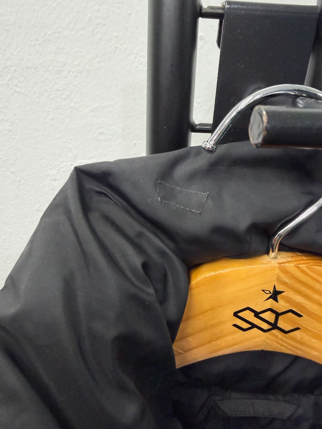 정품) 디스커버리 여성 블랙 패딩 90 상품이미지4