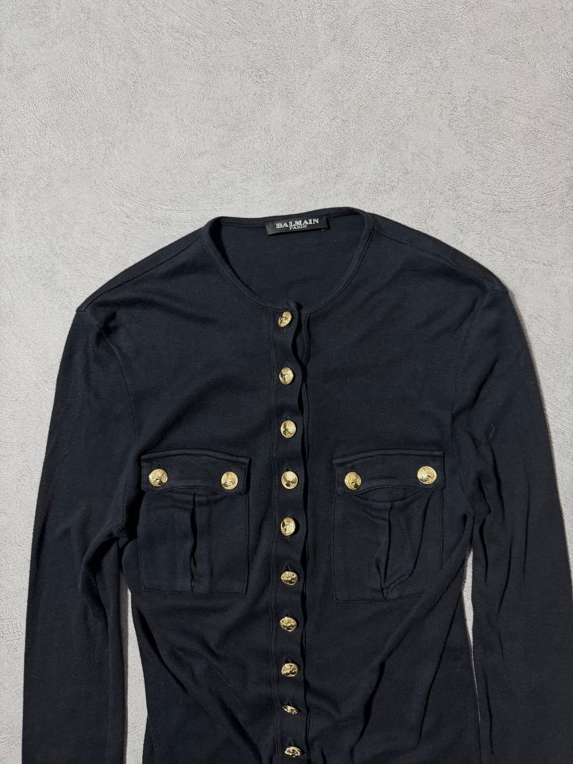 발망 헨리넥 긴팔티셔츠 블랙 상품이미지3