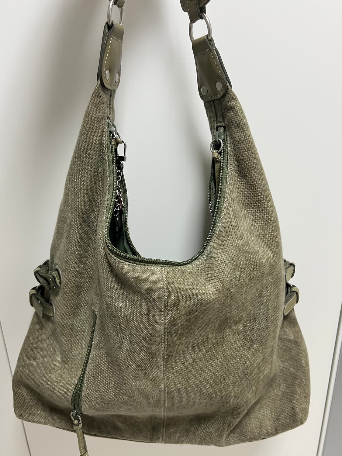 빈티지 카키 숄더백 상품이미지1