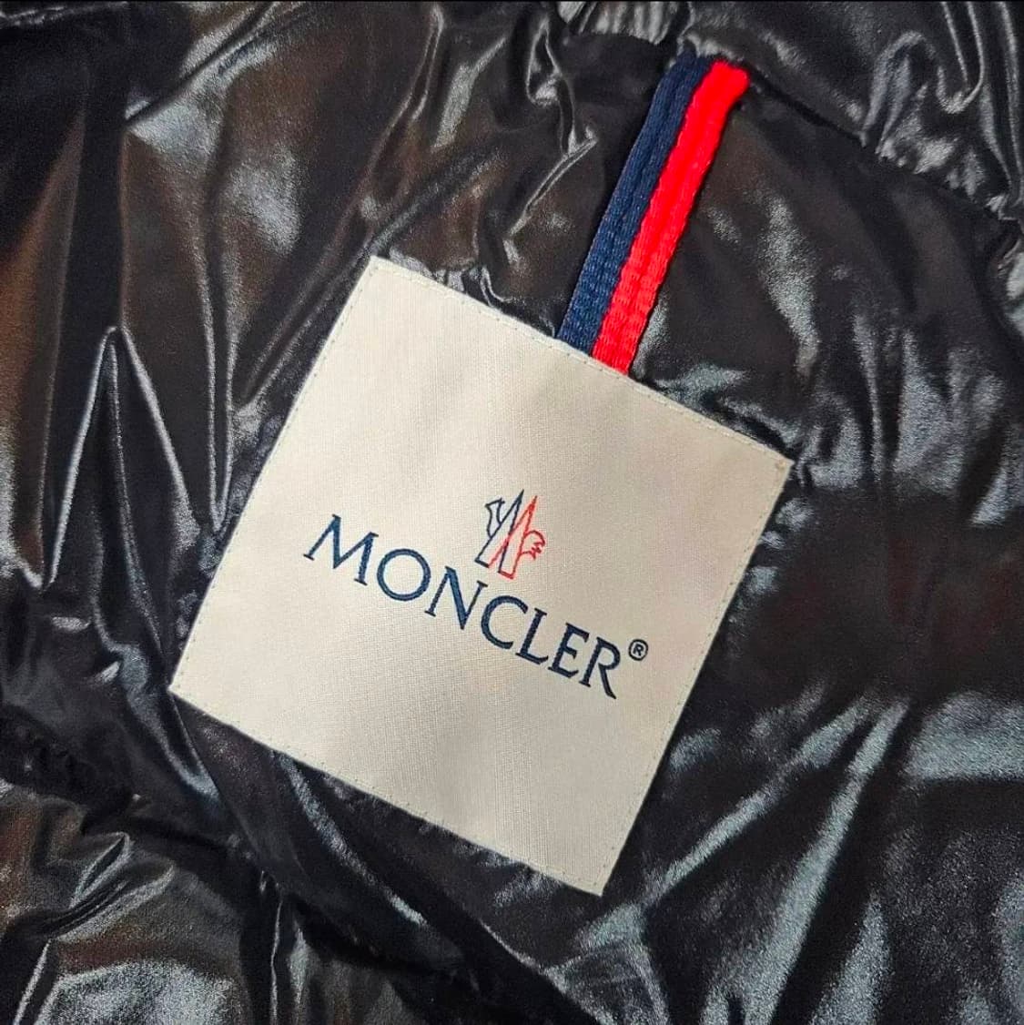 몽클레어(MONCLER) 모야돈스 유광 패딩 0size 상품이미지7