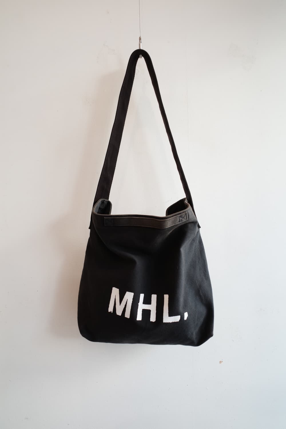 MHL 마가렛 호웰 캔버스코튼 메일백 상품이미지1