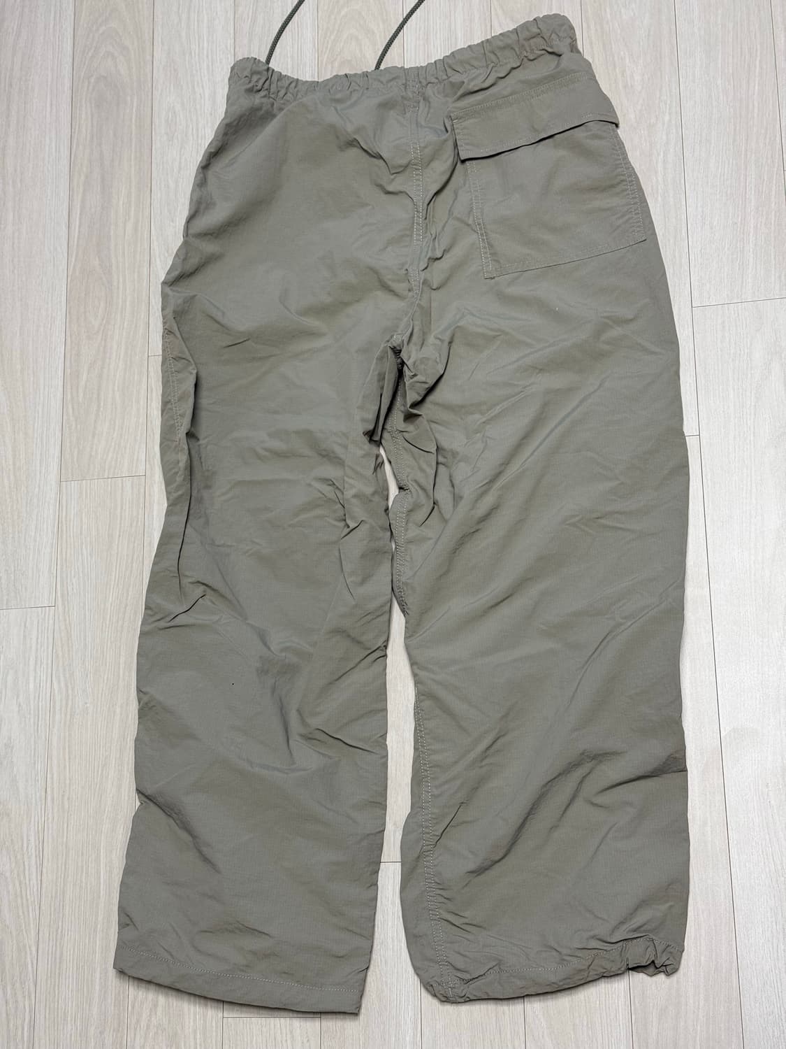 GU 파라슈트 팬츠 그레이 M 상품이미지2