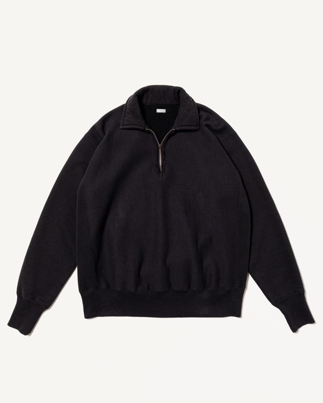 아프레쎄 하프집업 블랙3 상품이미지1