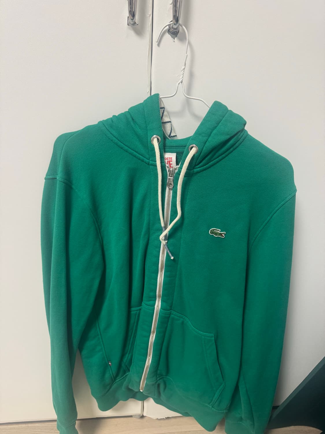 라코스테 초록색 후드집업 판매합니다 상품이미지1