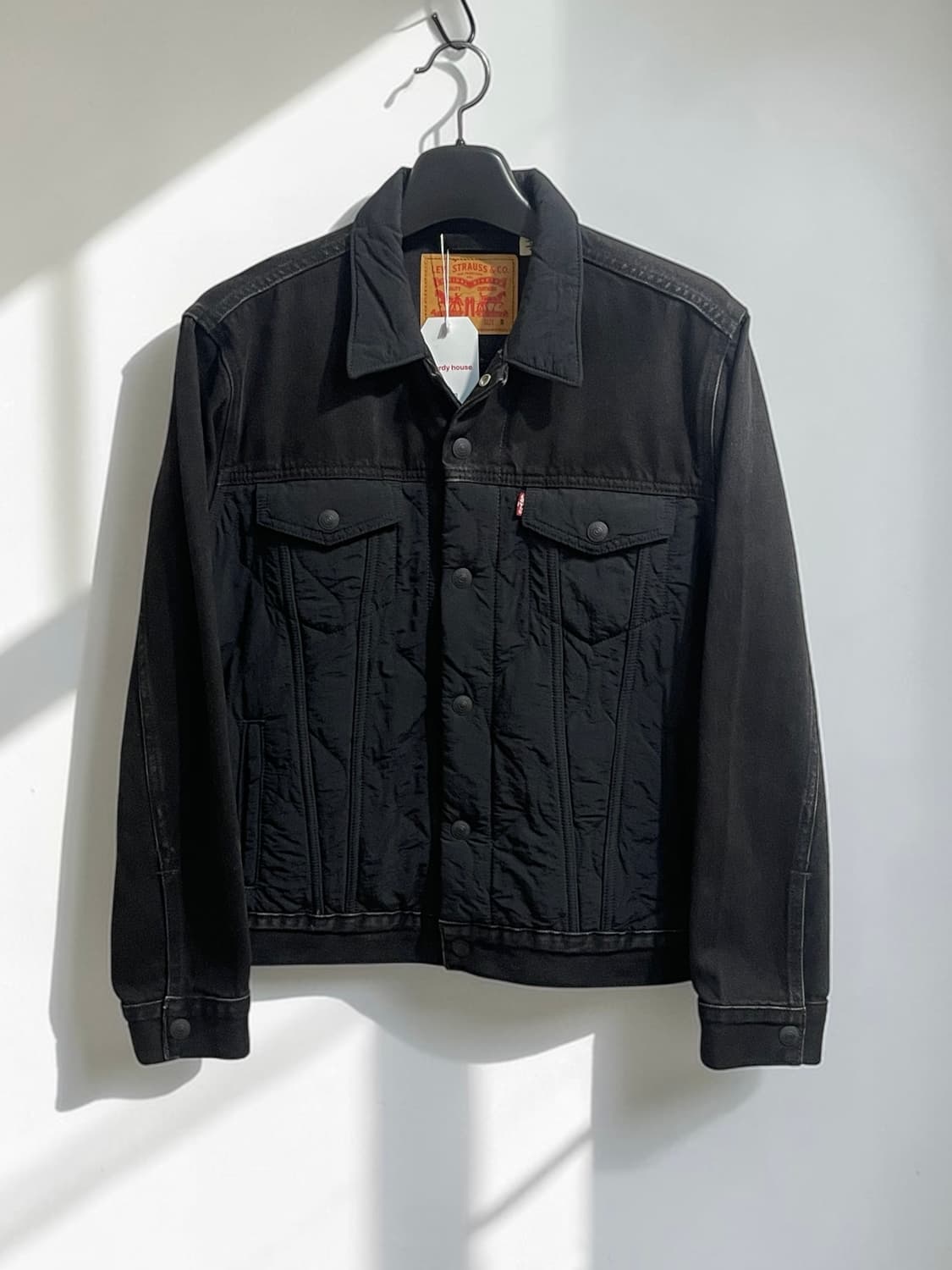  리바이스 블랙 트러커 자켓 상품이미지1