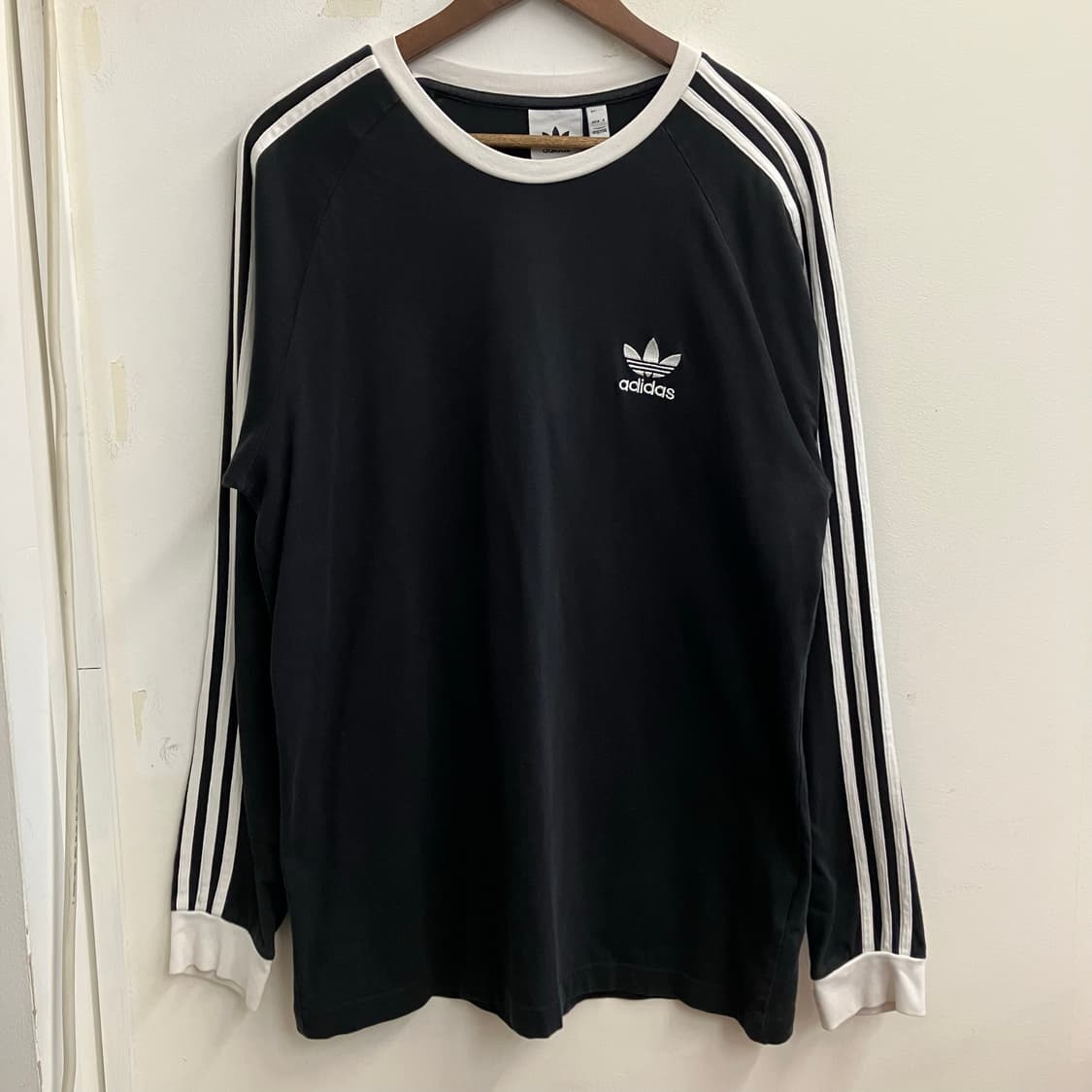 N72 아디다스 링거 삼선 롱슬리브 상품이미지1