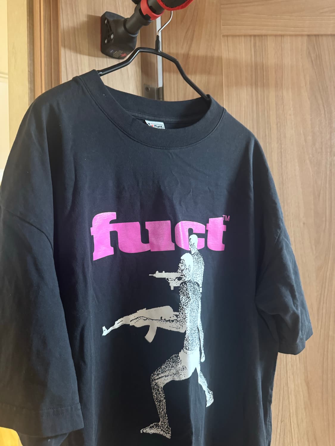 퍽트 고모라 티셔츠 블랙 - 24SS 상품이미지1