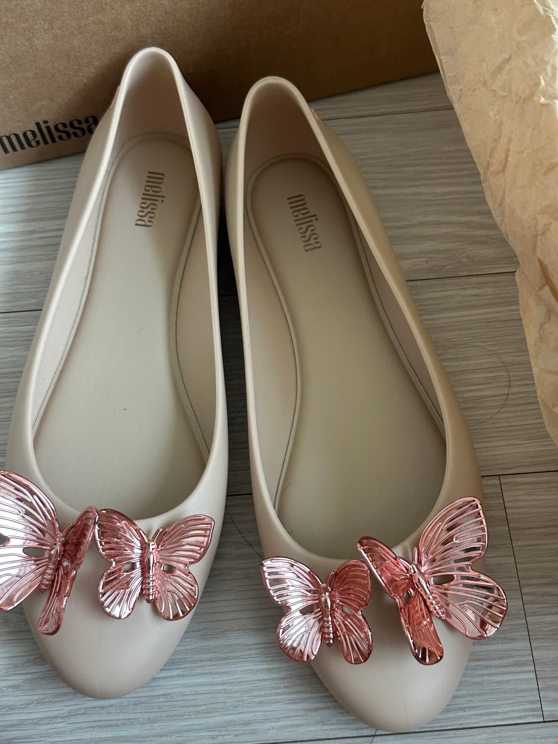 멜리사 245-250(8사이즈 ) 나비장식 상품이미지1