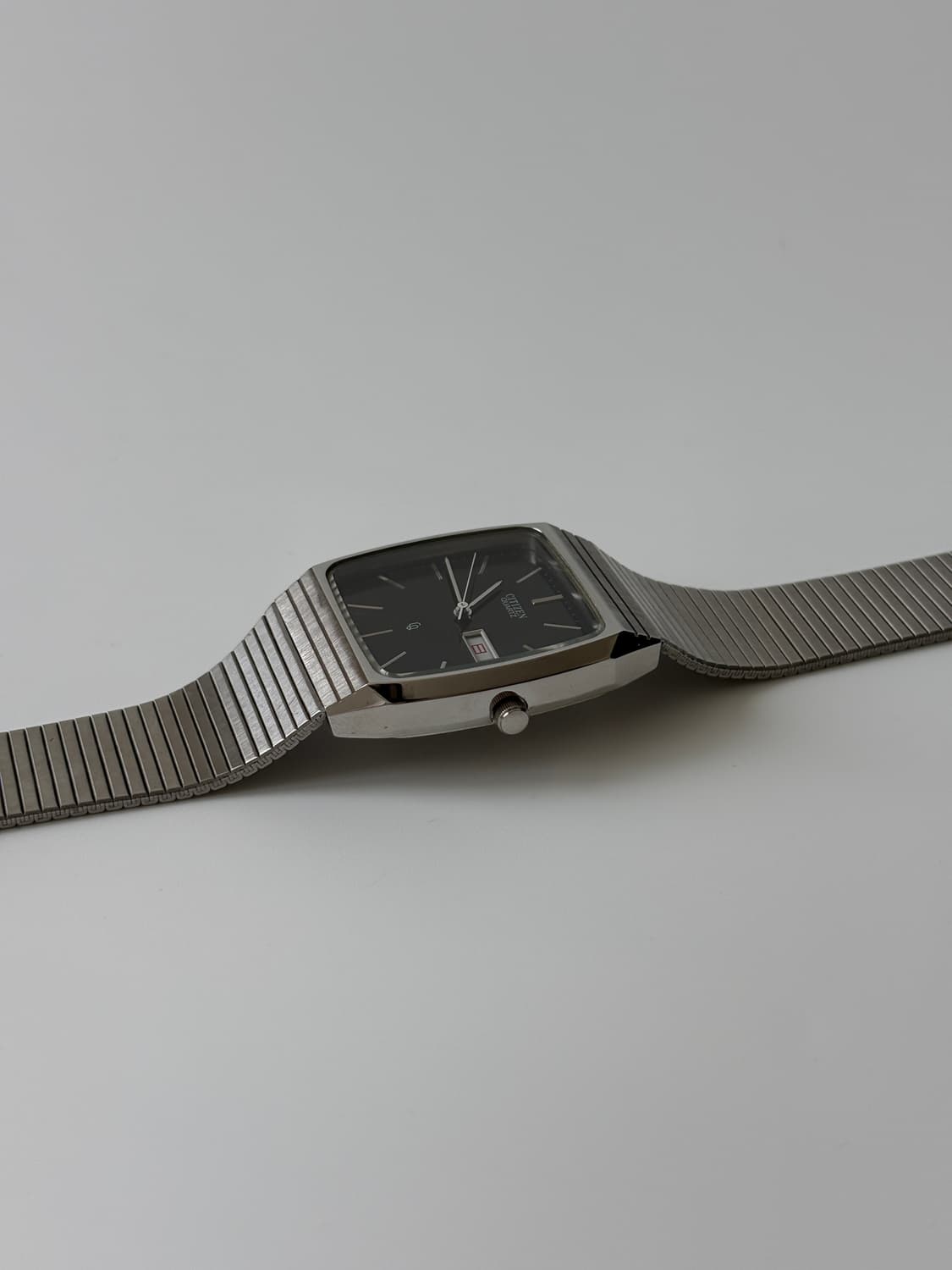 시티즌 1980년대 CQ 블랙 다이얼 스트라이프 실버 쿼츠 남성 상품이미지3