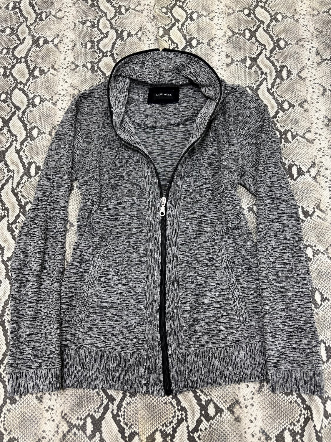“Avail Mode” Minimal Mood Black&Grey Ful 상품이미지1
