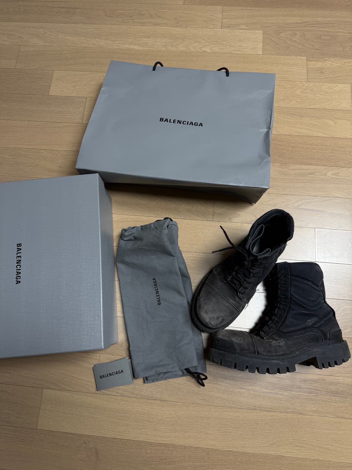 [42] 발렌시아가 스트라이크 부츠 상품이미지1