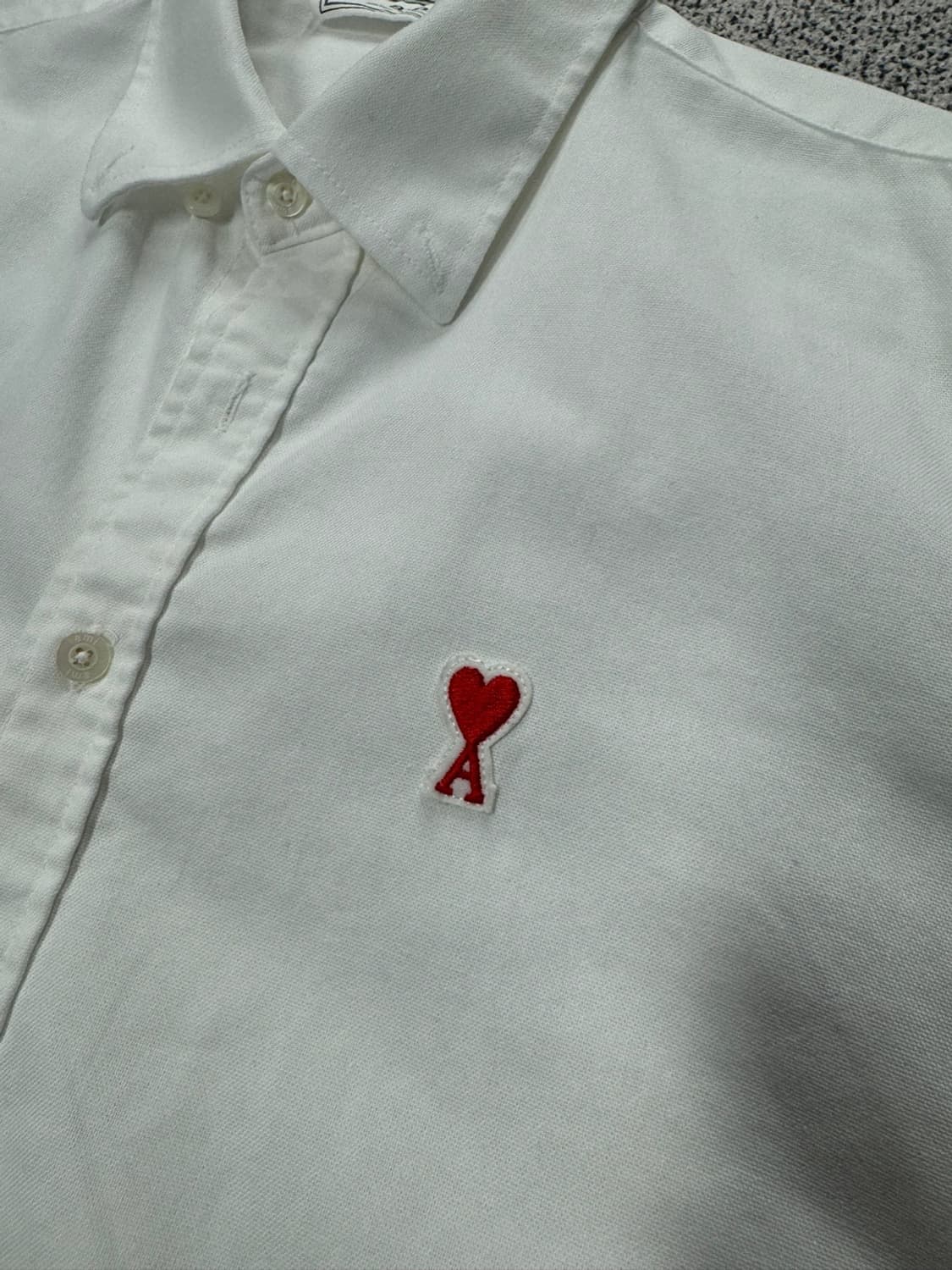 아미 에펠탑 로고 화이트 셔츠 55 상품이미지3