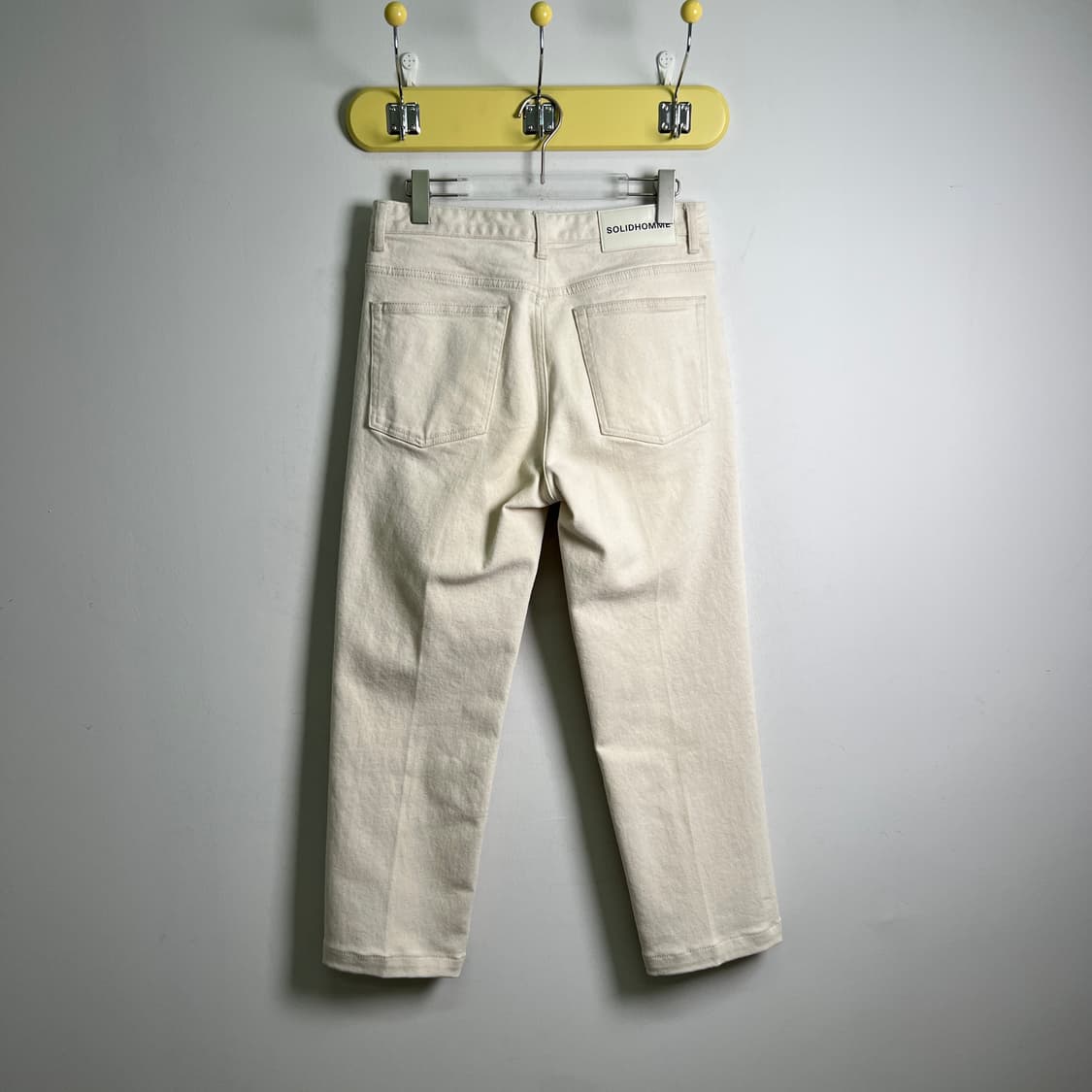 솔리드옴므 크림 테이퍼드 컷 데님 팬츠 32 상품이미지2