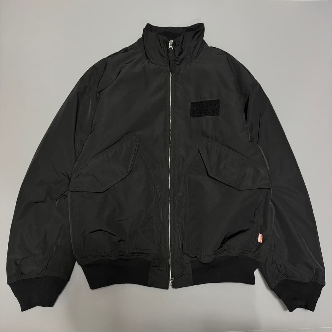 HINSON 블랙컬러 하이넥 패디드 밀리터리 자켓 (M) 상품이미지7