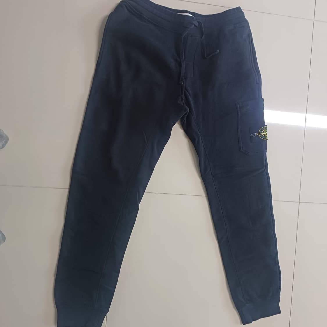 스톤아일랜드스웨트조거팬츠 블랙M판매 상품이미지1