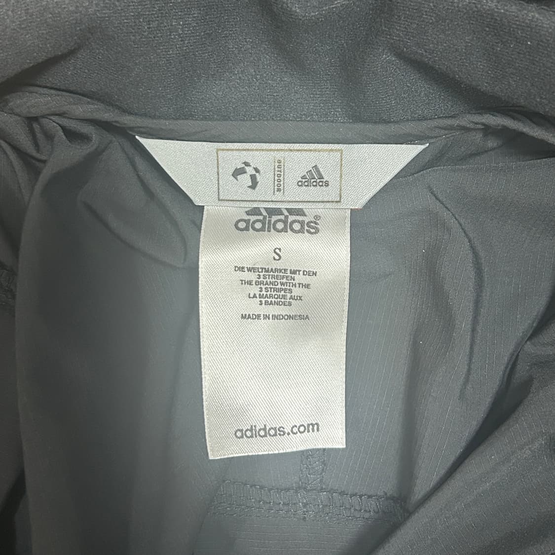 아디다스 바람막이 상품이미지3